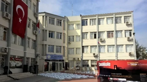 Öğrenciler Çanakkale Destanını Yaşadı