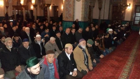 Çanakkale Şehitleri İçin Sabah Namazında Dua Edildi