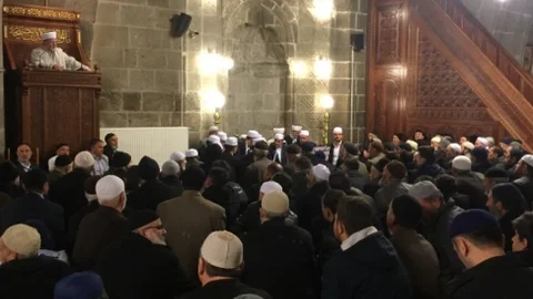 Sabah Namazında Çanakkale Şehitleri Unutulmadı