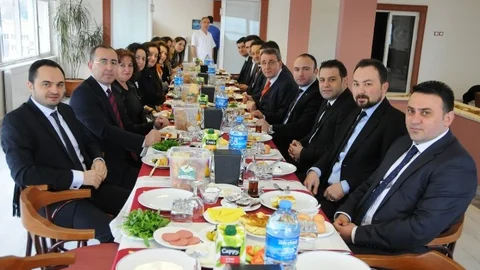 Murzioğlu “Herkes Elini Taşın Altına Koymalı”