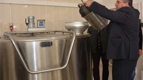 Yunusemre Yuntdağı'nda Süt Toplama Merkezleri Oluşturdu