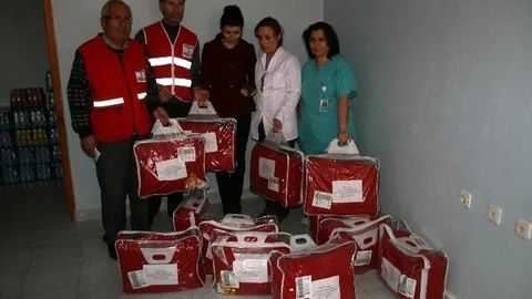 Kulu'da Kızılay'dan Giysi Yardımı