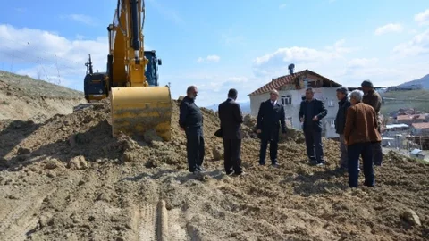 Battalgazi Belediyesi Yol Açma Çalışmalarını Sürdürüyor