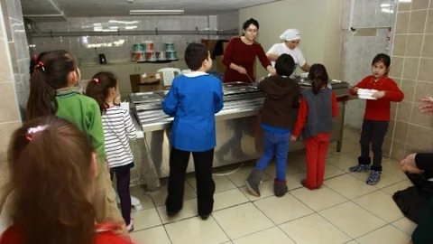 Denizli'de 2 Bin 500 Öğrenciye ‘Çanakkale Menüsü'