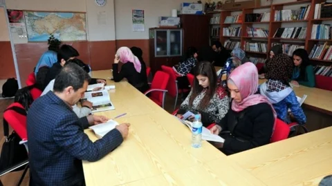 Van MYO'da Okuma Saati Etkinliği