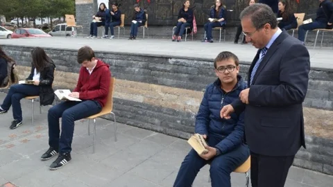 Tekden Fen Lisesi Öğrencilerinden Anlamlı Kitap Okuma Etkinliği