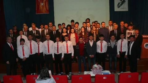 Çanakkale Şehitleri Hendek'te Anıldı