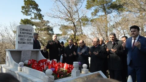 Çanakkale Kahramanı Koca Seyit Mezarı Başında Anıldı