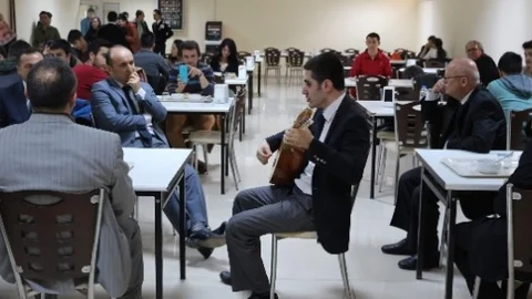 Üniversitede Çanakkale Menüsü Dağıtıldı