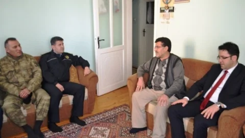 Aziziye'de Şehit Ailelerine Ziyaret