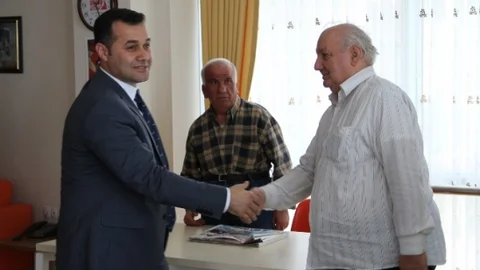 Başkan Yücel Huzurevi Sakinlerini Ziyaret Etti