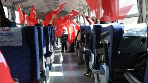 Zafer Treni Uşak'tan Dumlupınar'a Gitti