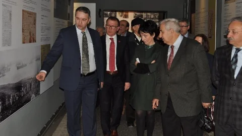 “Burası Sakin Karşı Kıyıda Cephe Var”