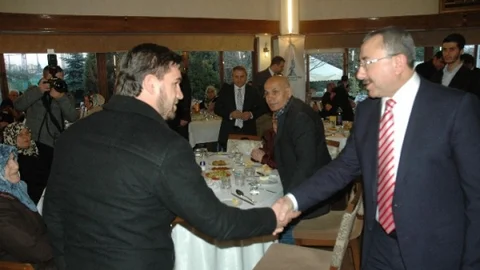 Sancaktepe Belediye Başkanı Erdem Şehit Ve Gazi Yakınları İle Bir Araya Geldi