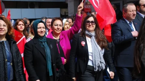 Kurtaran Balçova'da Çanakkale Şehitlerini Andı