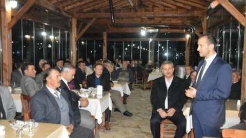 AK Parti'li ERÜrker Karacasu'da Teşkilat Ve Muhtarlarla Buluştu