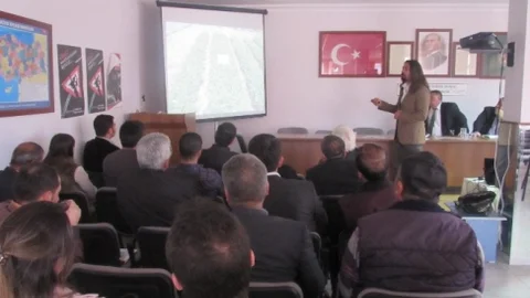 Çiftçilere Yerfıstığı Tarımı Hakkında Eğitim