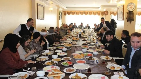 Serkan Sivil Toplum Örgütleri İle Bir Araya Geldi