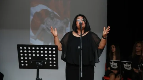 Çanakkale Zaferi İzmir'de Türkülerle Anıldı