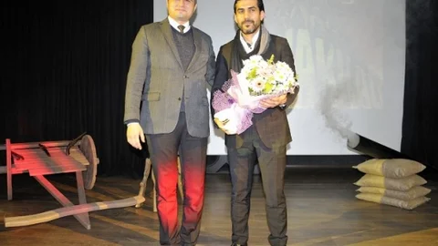 İzmir'de Şanlı Zaferin 100. Yılı Anısına Şiir Dinletisi