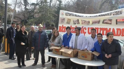 Meslek Liseliler Şehitleri Andı