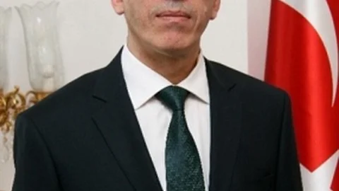 Vali Ataklı Yaşlılar Haftasını Kutladı