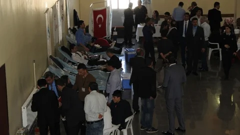 Eyyübiye Belediyesi Şehitler Gününde Kan Verdi