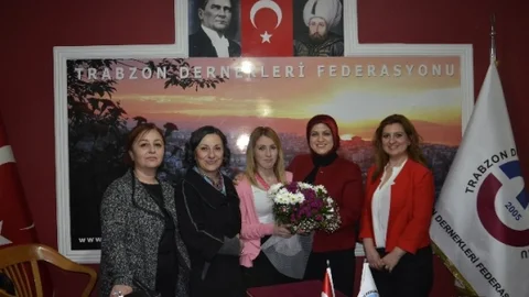 Trabzon'un Ayşe'si İstanbul'da Trabzonlularla Buluştu