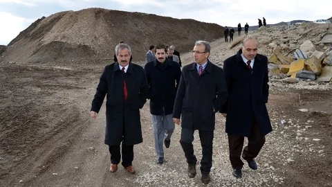 Adilcevaz Sahilleri Birer Cazibe Merkezi Olacak