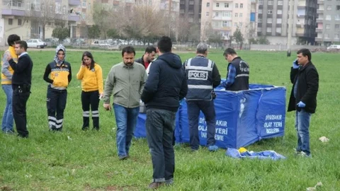 Diyarbakır'da Poşet İçerisinde Yeni Doğmuş Bebek Cesedi Bulundu