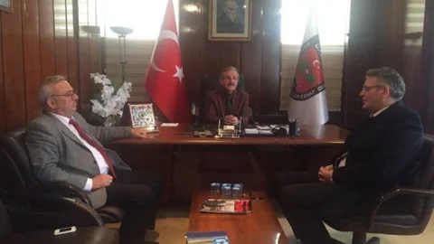 Aday Adayı Ulusoy'dan Başkan Feridun Canbaz'a Ziyaret