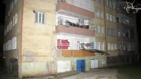 Annesine Kızan Çocuk İntihar Etti