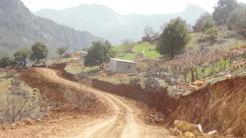 Aladağ'da Yol Çalışması