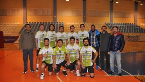 Voleybol Turnuvasında Maçlar Devam Ediyor