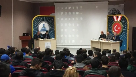 Gelişim Besyo'da “Türk Futbolunda Yabancılaşma” Paneli Yapıldı