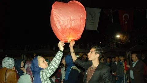 Çanakkale Zaferi'nin 100'üncü Yılında Gökyüzüne 100 Fener