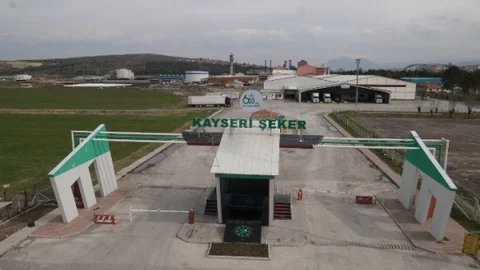 Kayseri Şeker'in Kapanmasına Yol Açacak Arsa Satışı İle İlgili Belirsizlik Çalışanları Ve Pancar Ekicilerini Endişelendiriyor