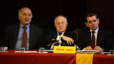 Galatasaray'ın Divan Kurulu Toplantısı Başladı