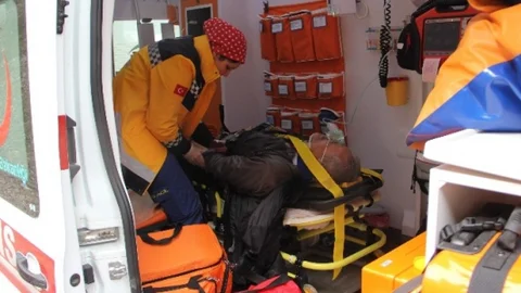 Karabük'te Trafik Kazası 3 Yaralı