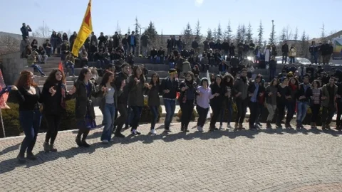 Eskişehir'de Renkli Nevruz Kutlaması