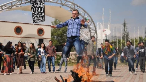 Akdeniz Üniversitesi'nde Nevruz Kutlamaları