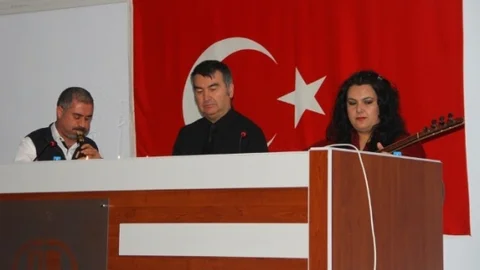 Esogü'de Mum Işığı Altında ‘Vatan Sağolsun' Etkinliği