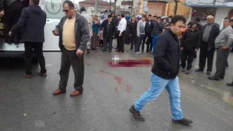 Otomobilin Çarptığı Kadın Öldü