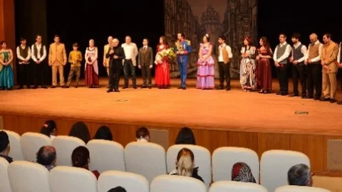 Alanya Belediye Tiyatrosu'ndan İlk Turne