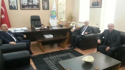 Başkan Öztürk'ten Başkan Püsküllü'ye Ziyaret