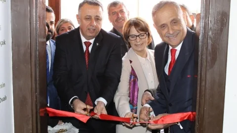 Öykam'dan Kore Savaşı Fotoğraf Ve Obje Sergisi