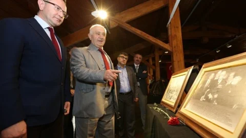 Selçuk'ta Zafer Sergi Ve Konser İle Kutlandı