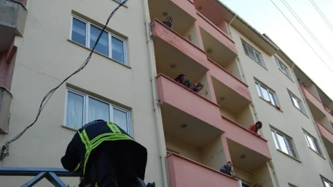 Yangın Vatandaşı Sokağa Döktü