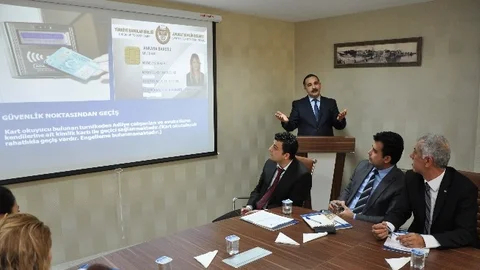 Adana Adliyesi'ne ''ön Büro Ve Danışma Masası''