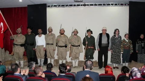 Taşköprü Belediyesi'nin “Destan 1915” Oyununa Büyük İlgi